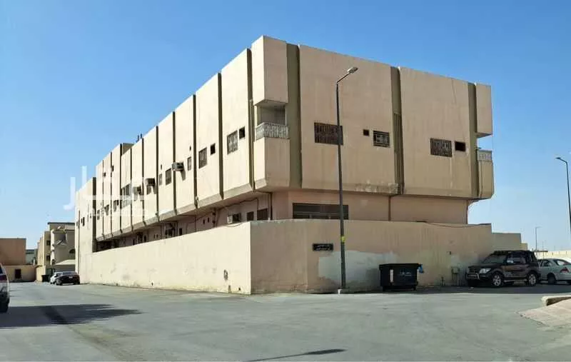 عمارة للإيجار في شارع أبي عبدالله ريحان, حي السويدي الغربي, مدينة الرياض, منطقة الرياض 1 صورة