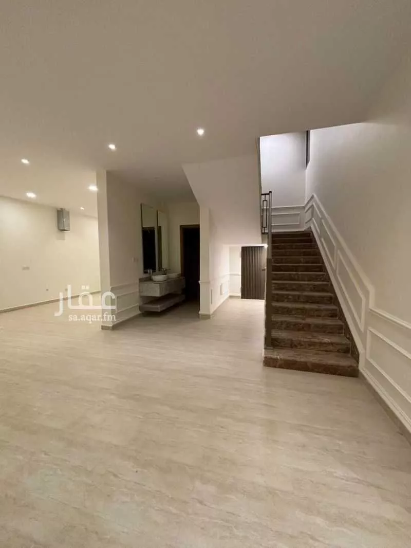 فيلا للإيجار في شارع عبدالله الوابل, حي السويدي الغربي, مدينة الرياض, منطقة الرياض 1 صورة