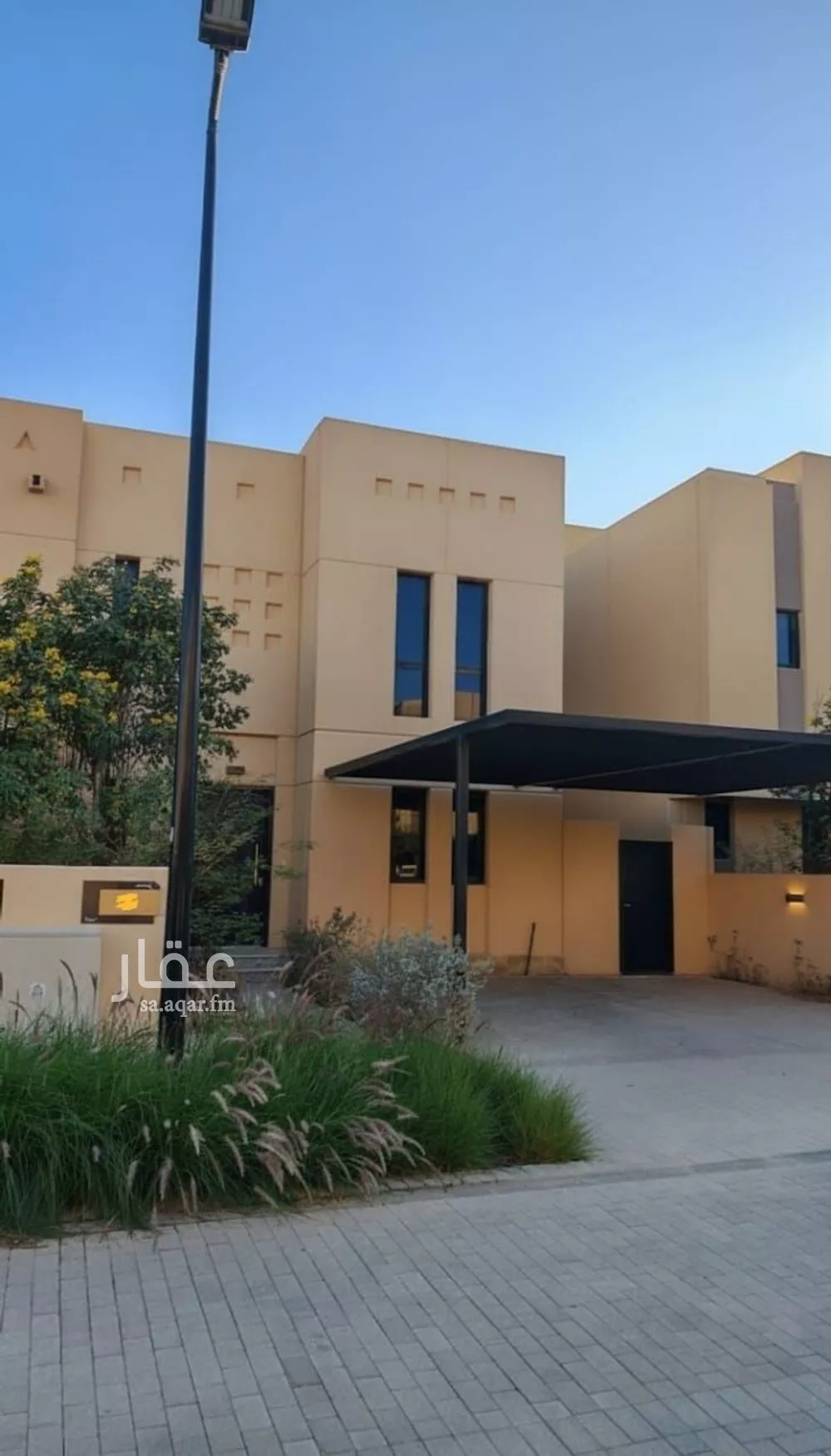 فيلا للبيع في شارع رقم 1009, حي سدرة, مدينة الرياض, منطقة الرياض 1 صورة