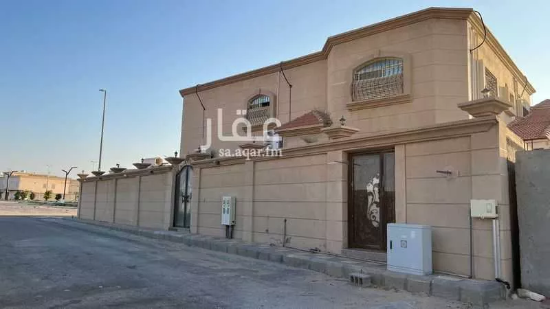 فيلا للبيع في حي النور, مدينة بقيق, المنطقة الشرقية 1 صورة