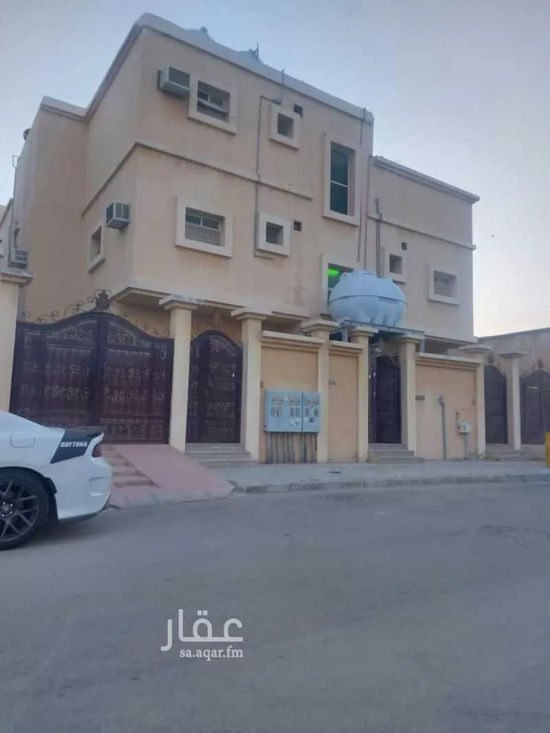 عمارة للبيع في شارع الشارع الخامس والثلاثون, حي المدينة, مدينة بقيق, المنطقة الشرقية 1 صورة