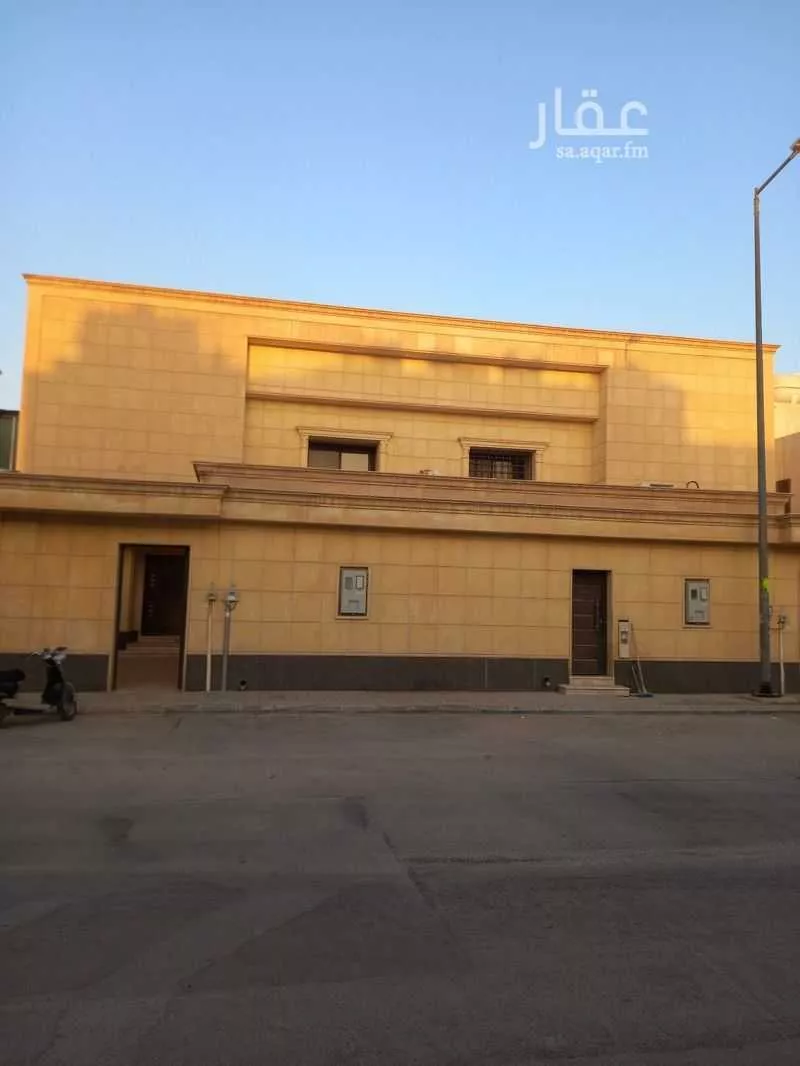 فيلا للبيع في شارع أحمد بن فرج, حي الخليج, مدينة الرياض, منطقة الرياض 1 صورة
