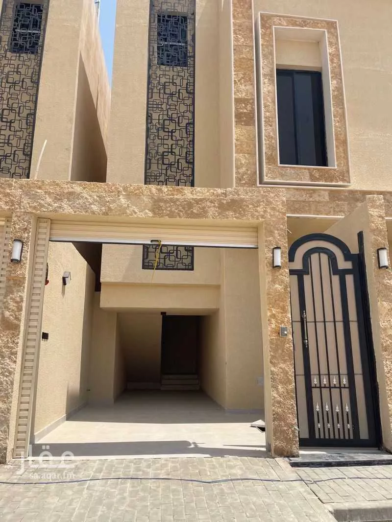 دور للبيع في شارع شارع العزيزيه العام , حي طيبة, مدينة الرياض, منطقة الرياض 1 صورة