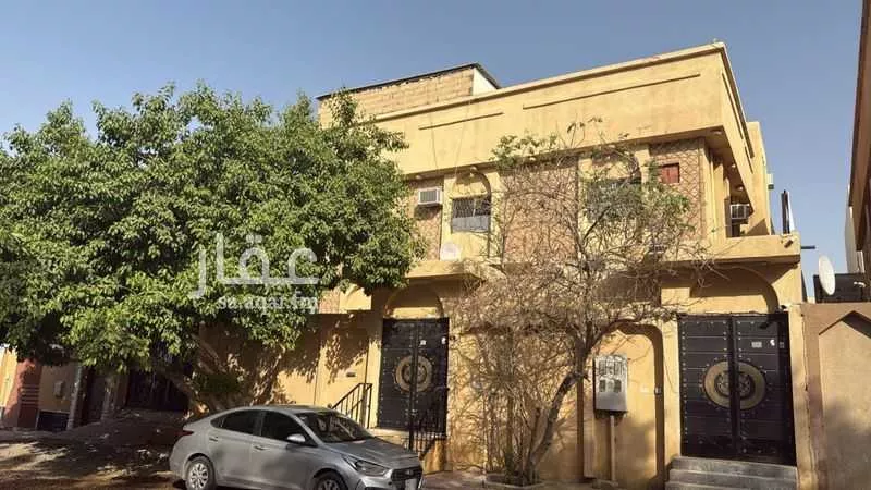 فيلا للبيع في شارع إبراهيم القرطبي ، حي الدرعية الجديدة ، الدرعية ، الدرعية 1 صورة