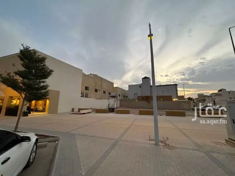 أرض للإيجار في شارع عبدالرحمن بن عوف, حي السلام, مدينة الرياض, منطقة الرياض 1 صورة