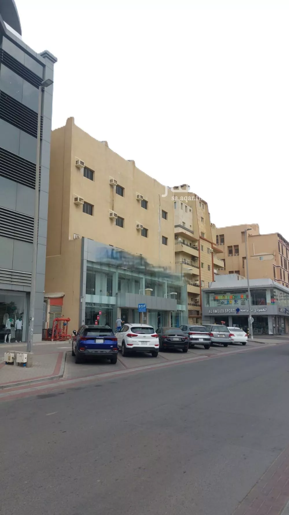 عمارة للبيع في شارع المدارس, حي البغدادية الغربية, مدينة جدة, منطقة مكة المكرمة 1 صورة