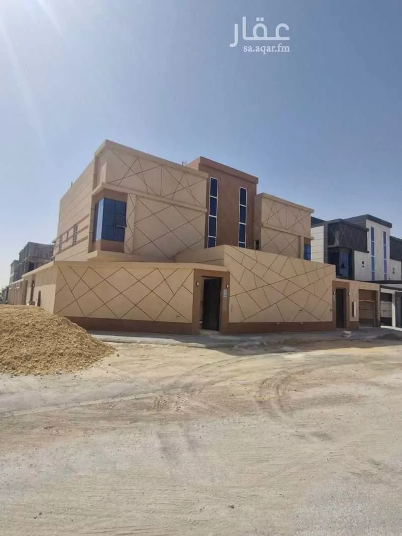 دور للبيع في شارع عبدالرحمن المكودي, حي عكاظ, مدينة الرياض, منطقة الرياض 1 صورة