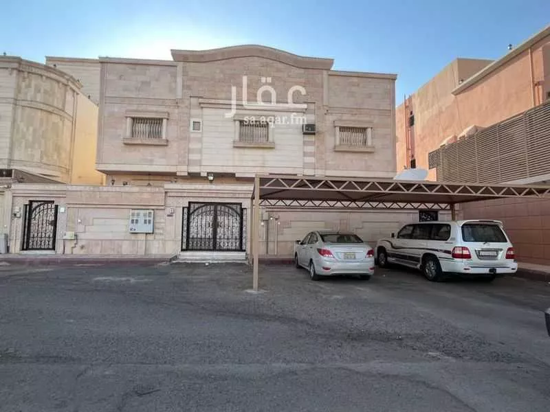 عمارة للبيع في شارع الزبيدي, حي الروابي, مدينة المدينه المنوره, منطقة المدينة المنورة 1 صورة
