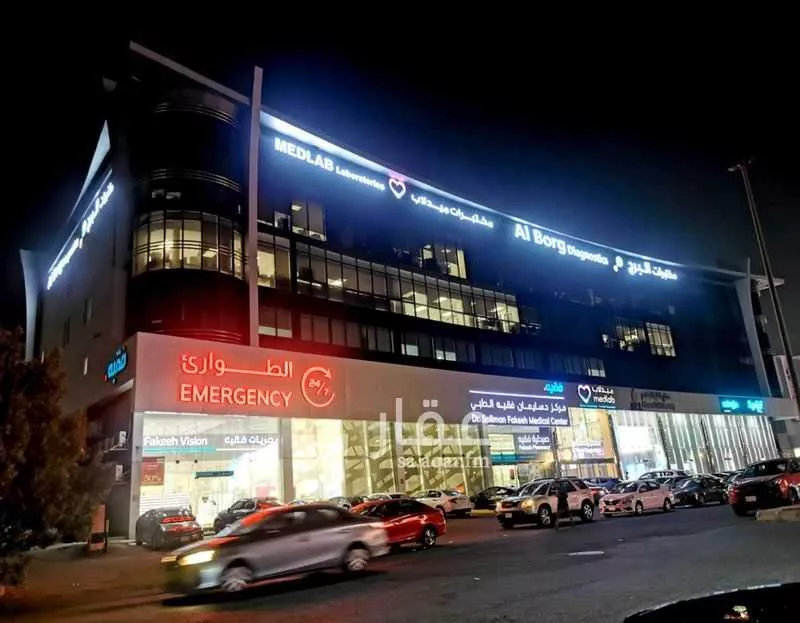 عمارة للبيع في شارع عمر بن سعواء, حي النزهة, مدينة جدة, منطقة مكة المكرمة 1 صورة