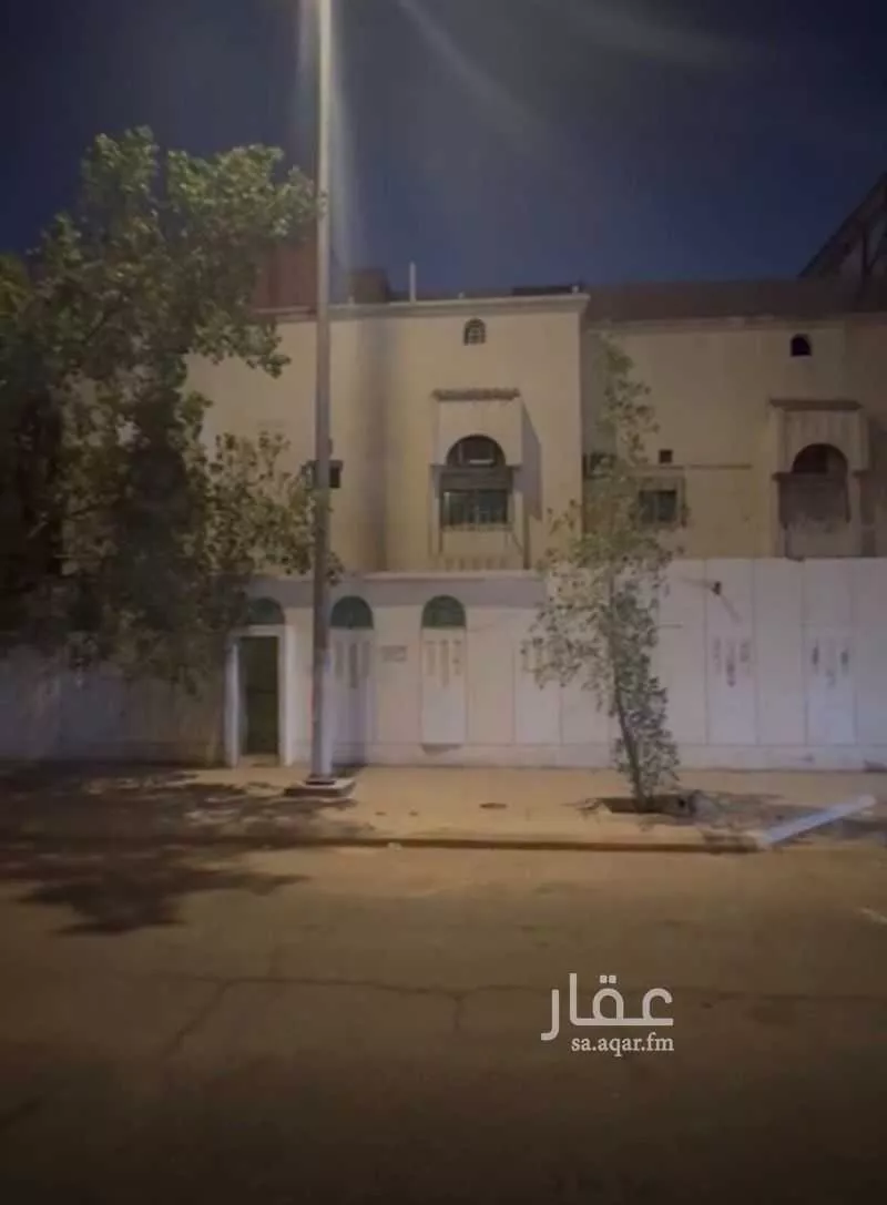فيلا للبيع في شارع محمد صالح جمال, حي الملك فهد, مدينة مكة المكرمة, منطقة مكة المكرمة 1 صورة