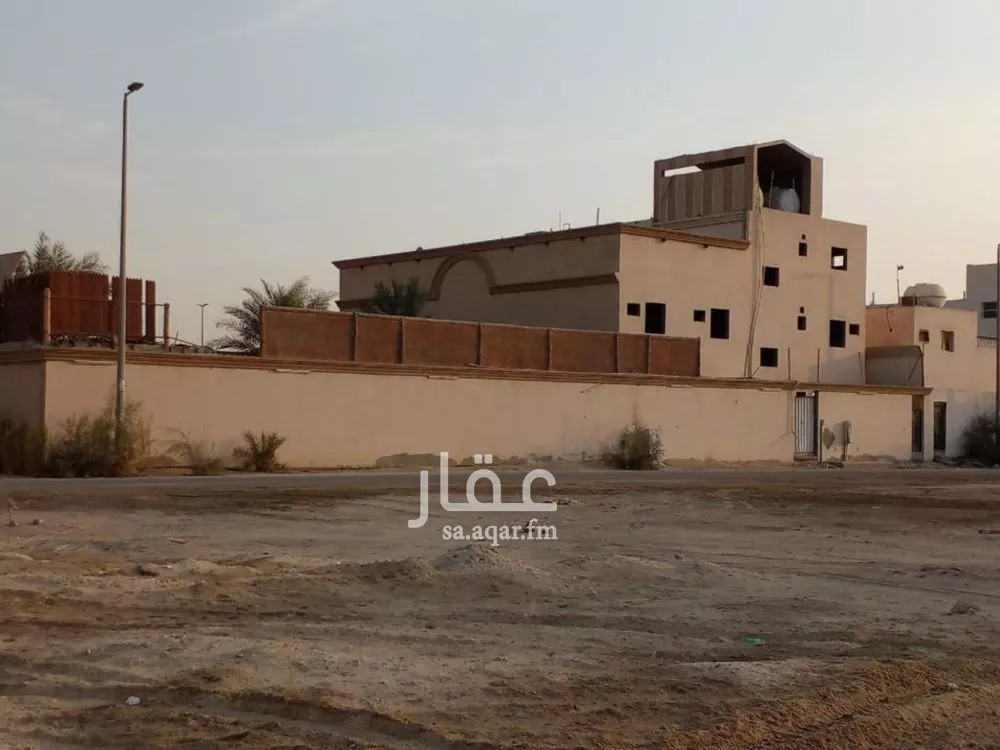 فيلا للبيع في شارع راشد ابن شهاب, حي ضاحية الملك فهد, مدينة الدمام, المنطقة الشرقية 1 صورة