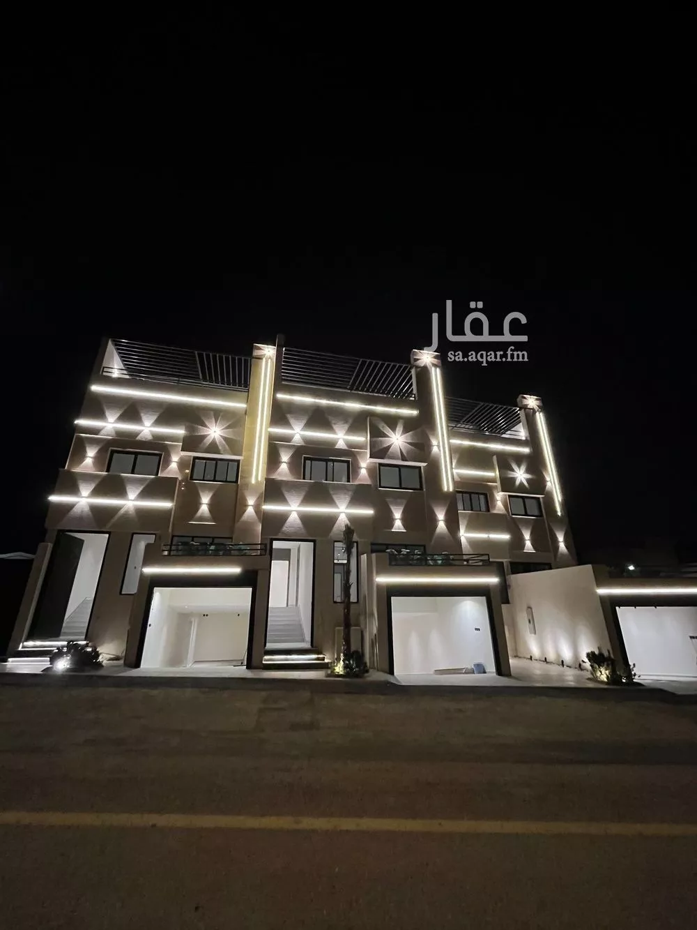 فيلا للبيع في شارع ابن أبي الشكر الفلكي, حي المهدية, مدينة الرياض, منطقة الرياض 1 صورة