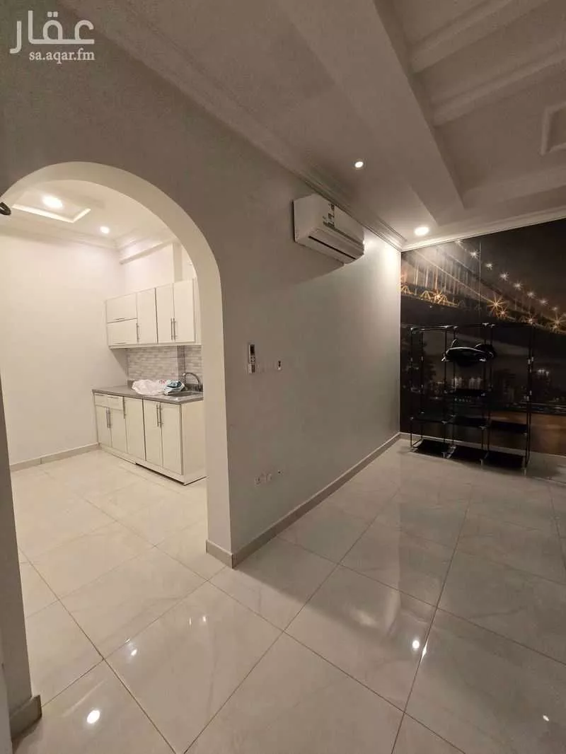 شقة للإيجار في شارع عتيبة ابن مدرك الدهماني, حي العريض, مدينة المدينه المنوره, منطقة المدينة المنورة 1 صورة