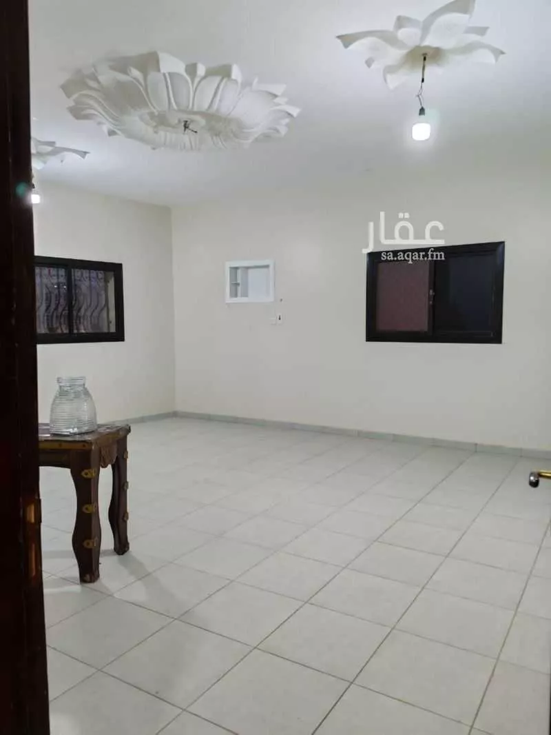 شقة للإيجار في شارع ابن ابي تليد, حي بنى ظفر, مدينة المدينه المنوره, منطقة المدينة المنورة 1 صورة