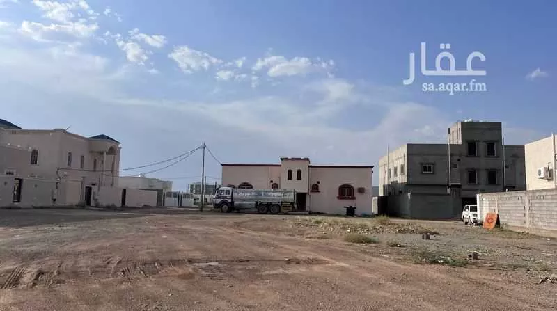 أرض للبيع في شارع العباس بن عبد المطلب ، كرا الحائط ، العقيق 1 صورة