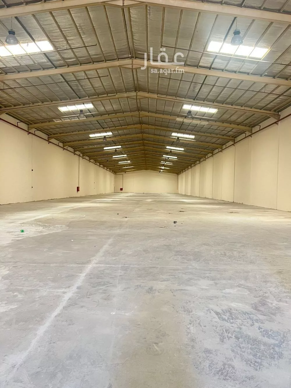 مستودع للإيجار في شارع السدرية, حي العزيزية, مدينة الرياض, منطقة الرياض 1 صورة