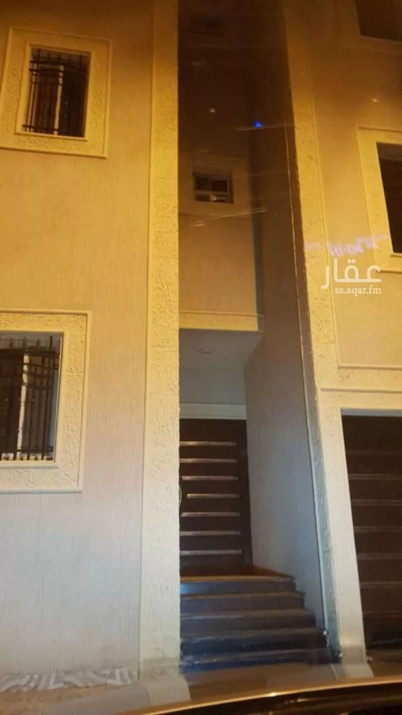 شقة للبيع في شارع شارع عبيدة السلماني, حي المروج, مدينة ابها, منطقة عسير 1 صورة