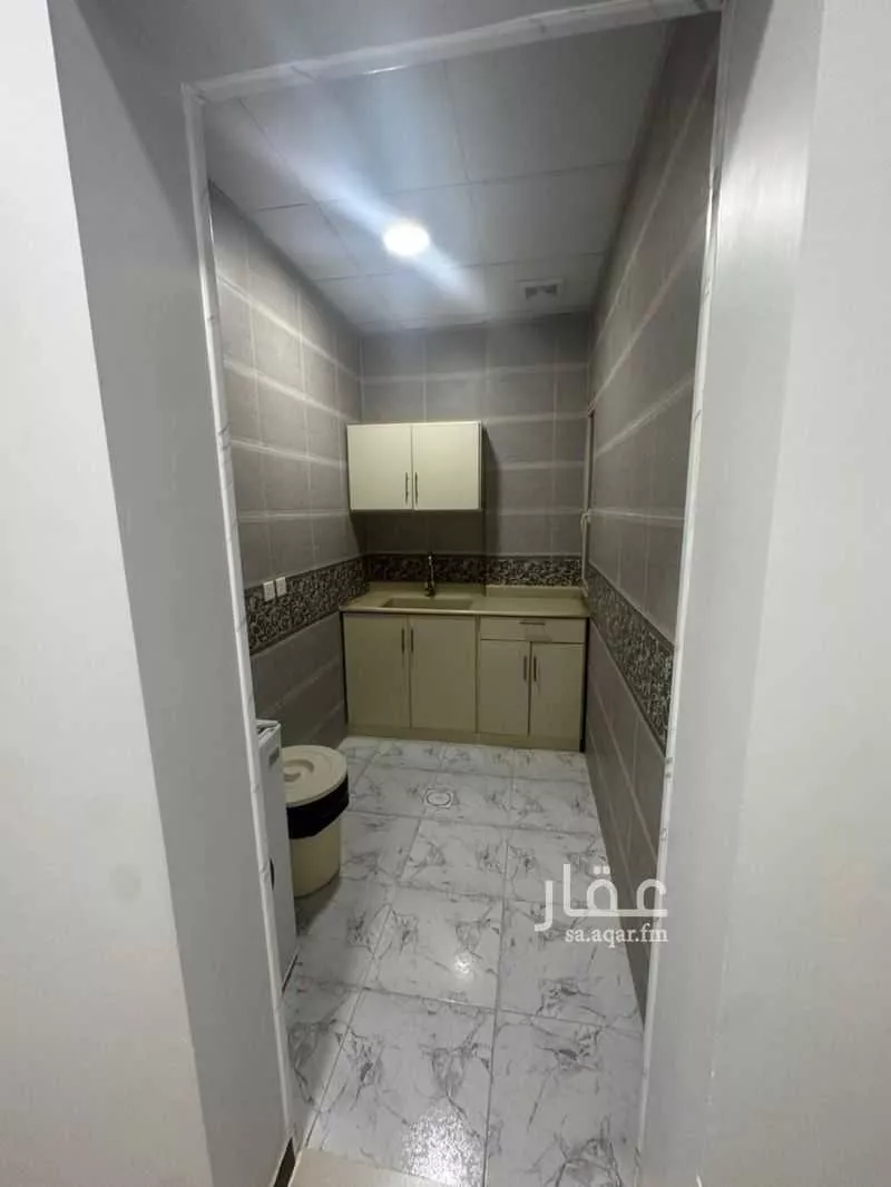 شقة للإيجار في شارع ربيعة بن السكن, حي الشراع, مدينة الخبر, المنطقة الشرقية 1 صورة