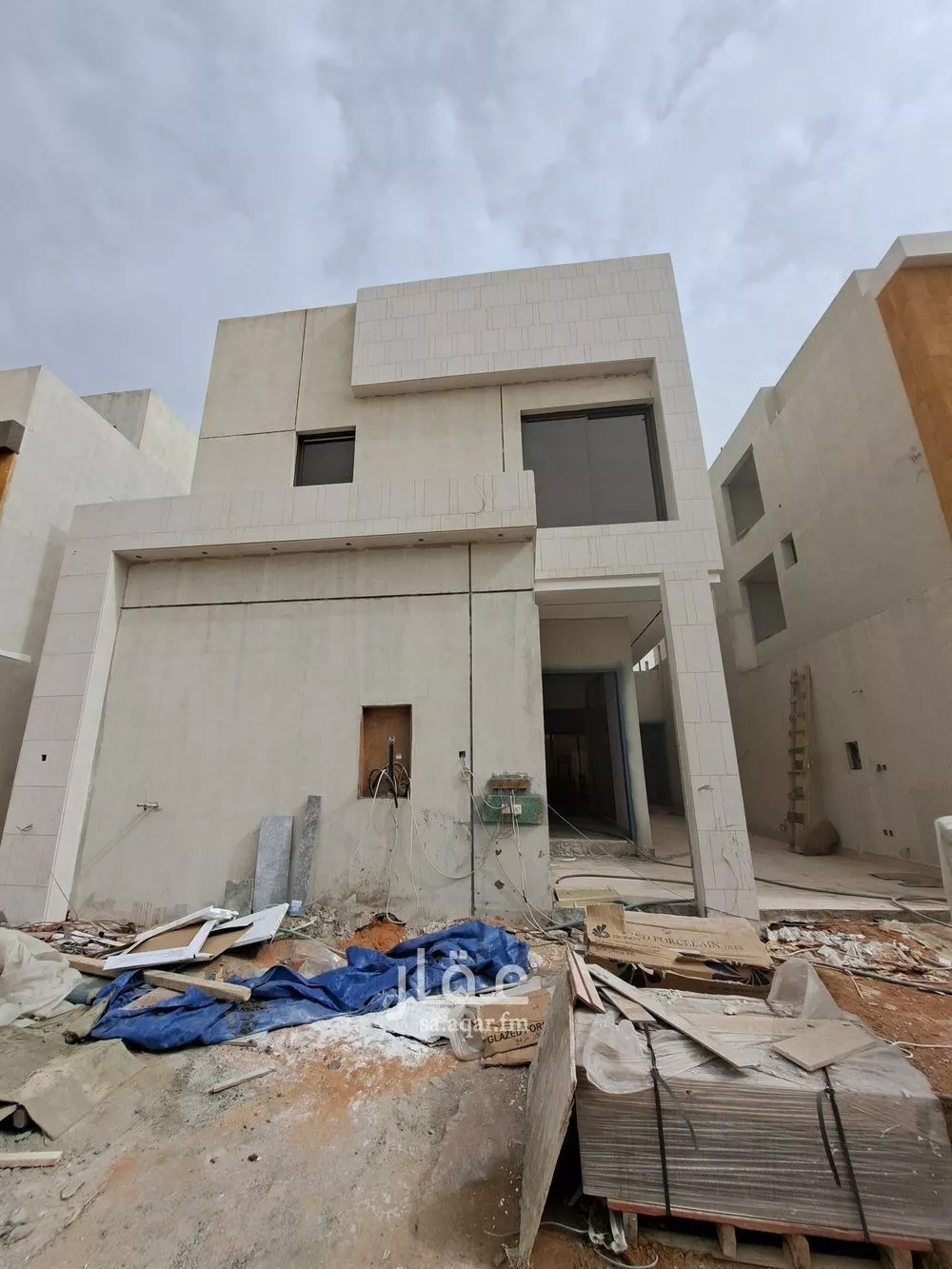 فيلا للبيع في شارع الحواتم, حي غرناطة, مدينة الرياض, منطقة الرياض 1 صورة