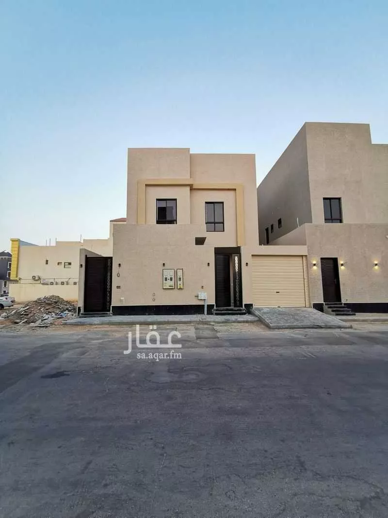 فيلا للبيع في شارع اللواء صالح فاضل, حي العوالي, مدينة الرياض, منطقة الرياض 1 صورة