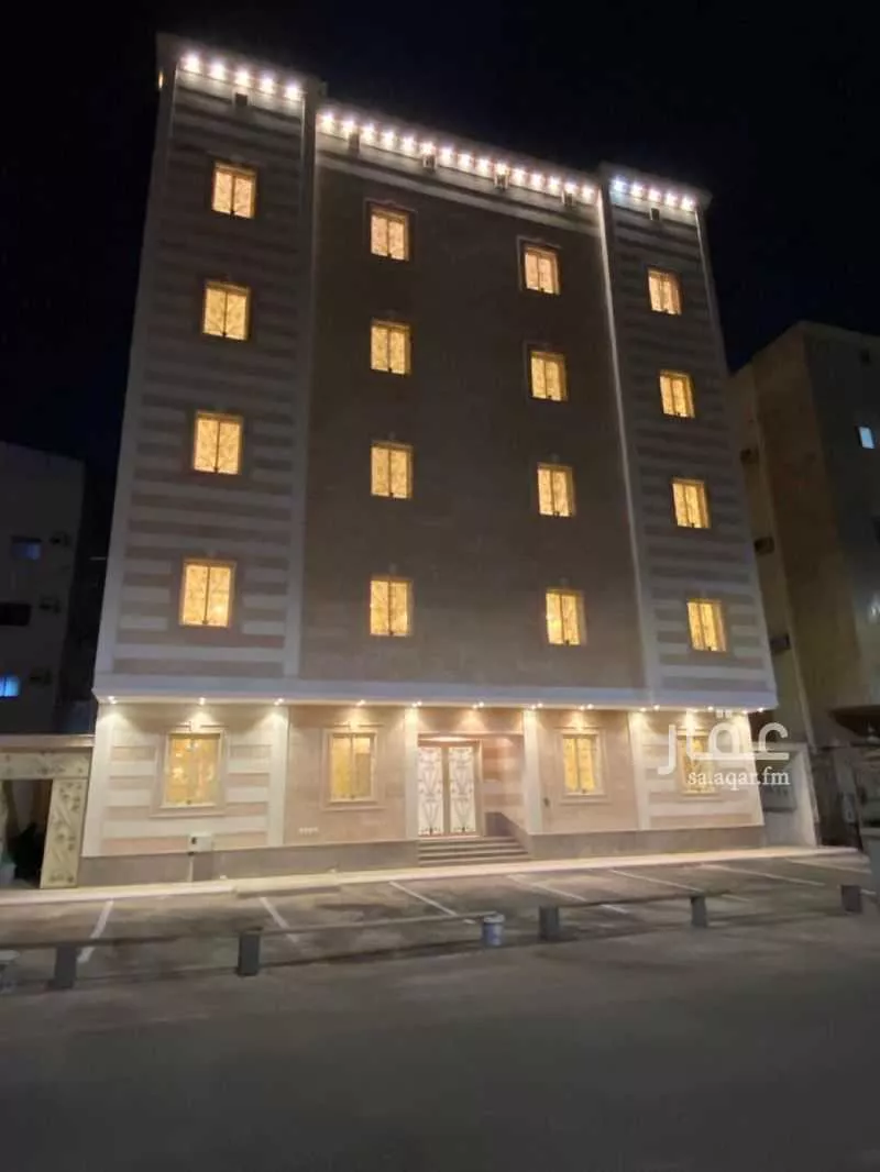عمارة للبيع في شارع يحيى بن سليم, حي العريض, مدينة المدينه المنوره, منطقة المدينة المنورة 1 صورة