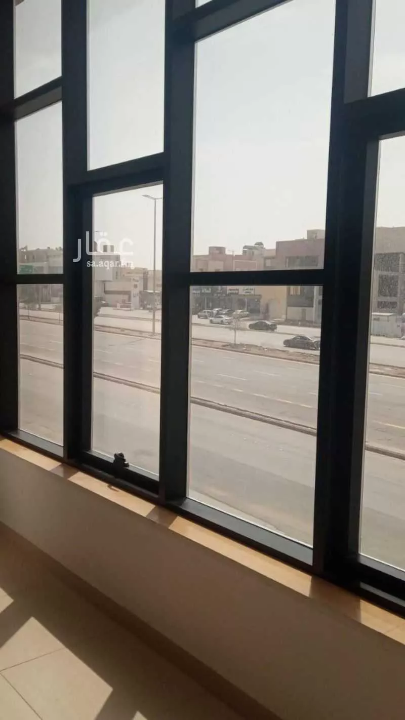 مكتب تجاري للإيجار في شارع طريق عثمان بن عفان, حي النرجس, مدينة الرياض, منطقة الرياض 1 صورة
