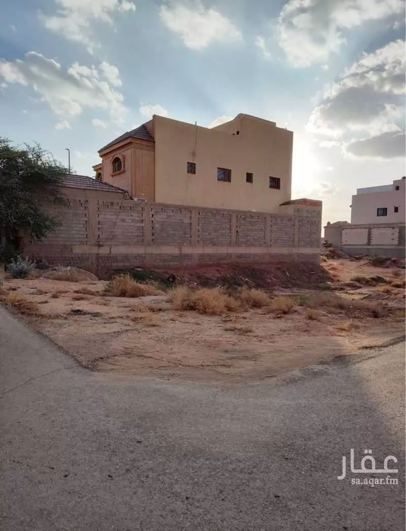 أرض للبيع في شارع السفراء, حي المنار, مدينة البكيريه, منطقة القصيم 1 صورة