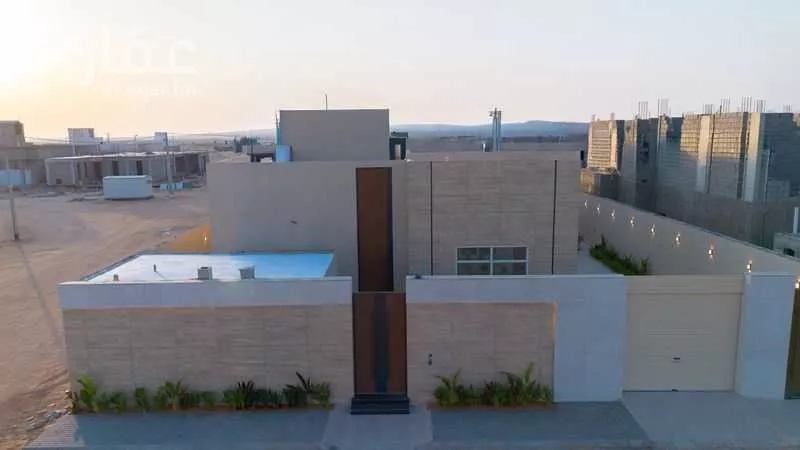 فيلا للبيع في شارع الملك عبدالعزيز, حي مخطط رقم 133 , مدينة ثادق, منطقة الرياض 1 صورة