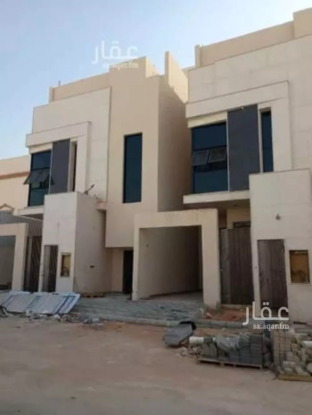 فيلا للبيع في شارع وادي حقيل, حي غرناطة, مدينة الرياض, منطقة الرياض 1 صورة