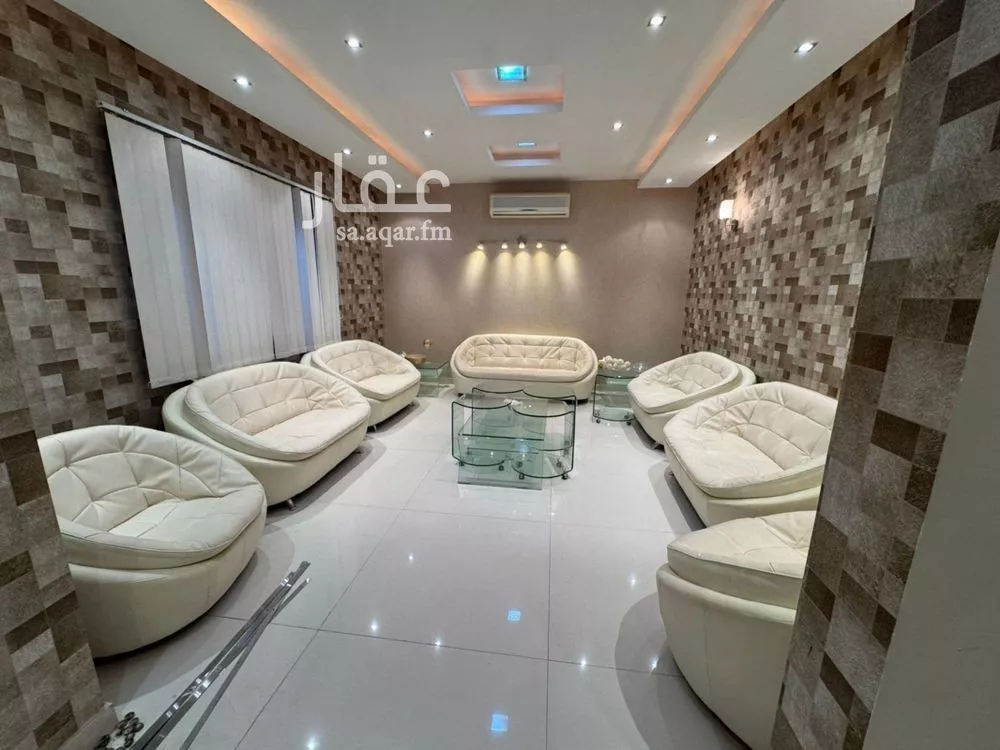 فيلا للإيجار في شارع أبيان, حي الندى, مدينة الرياض, منطقة الرياض 1 صورة