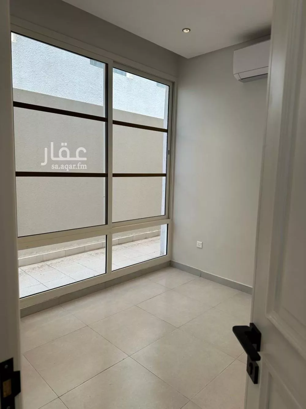 شقة للإيجار في شارع ابي بن معاذ الانصاري, حي الربيع, مدينة الرياض, منطقة الرياض 1 صورة