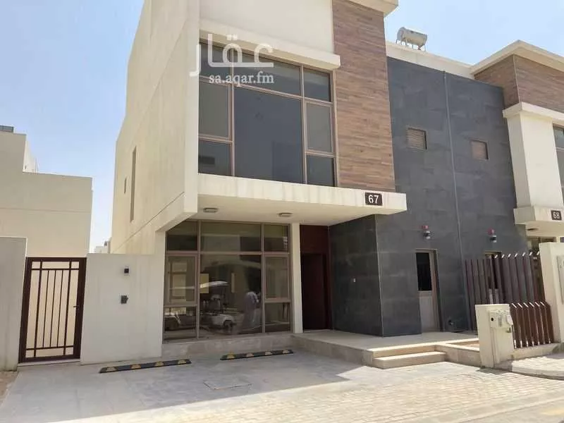 فيلا للبيع في شارع 133, حي المونسية, مدينة الرياض, منطقة الرياض 1 صورة