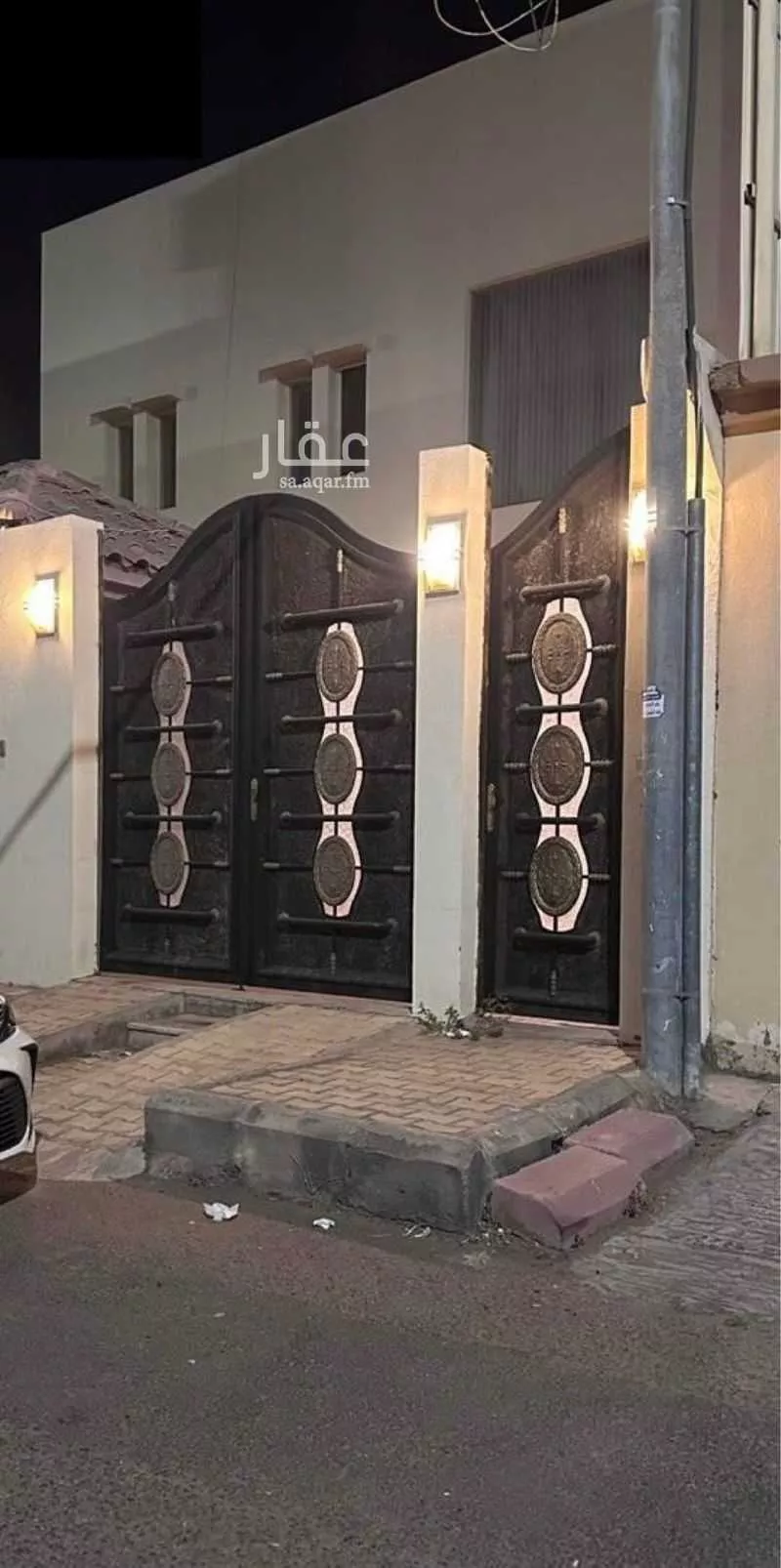 فيلا للبيع في شارع ابن تيمية, حي الوسيطاء, مدينة حائل, منطقة حائل 1 صورة