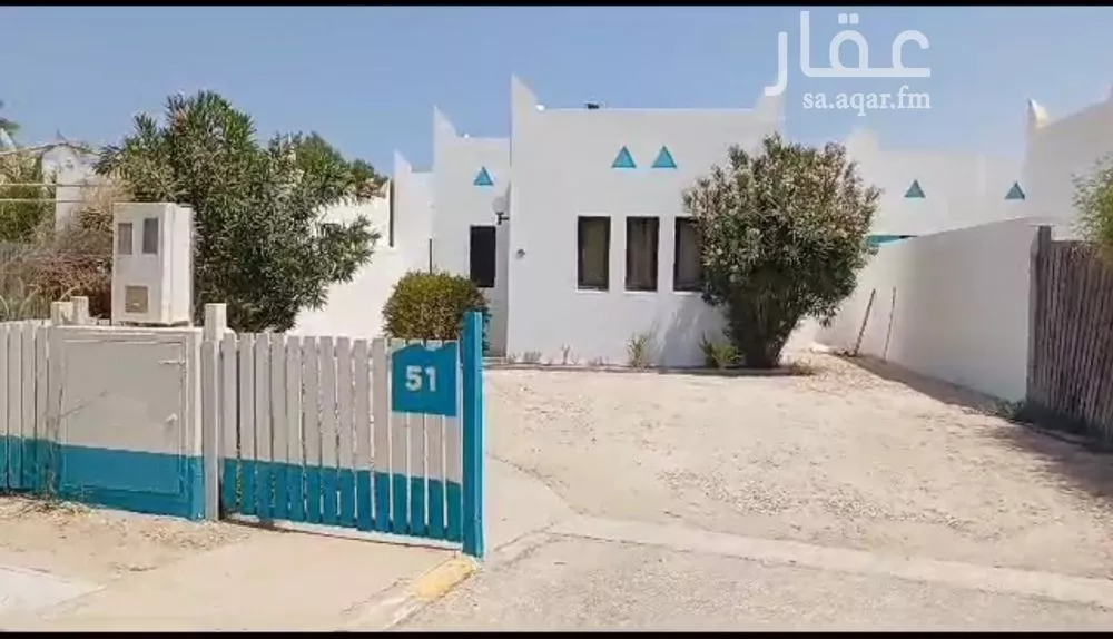 فيلا للبيع في شارع الدمام 45, حي شاطئ نصف القمر, مدينة الدمام, المنطقة الشرقية 1 صورة