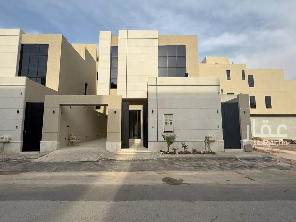 فيلا للبيع في شارع عبدالرحيم بن القابلة, حي المونسية, مدينة الرياض, منطقة الرياض 1 صورة