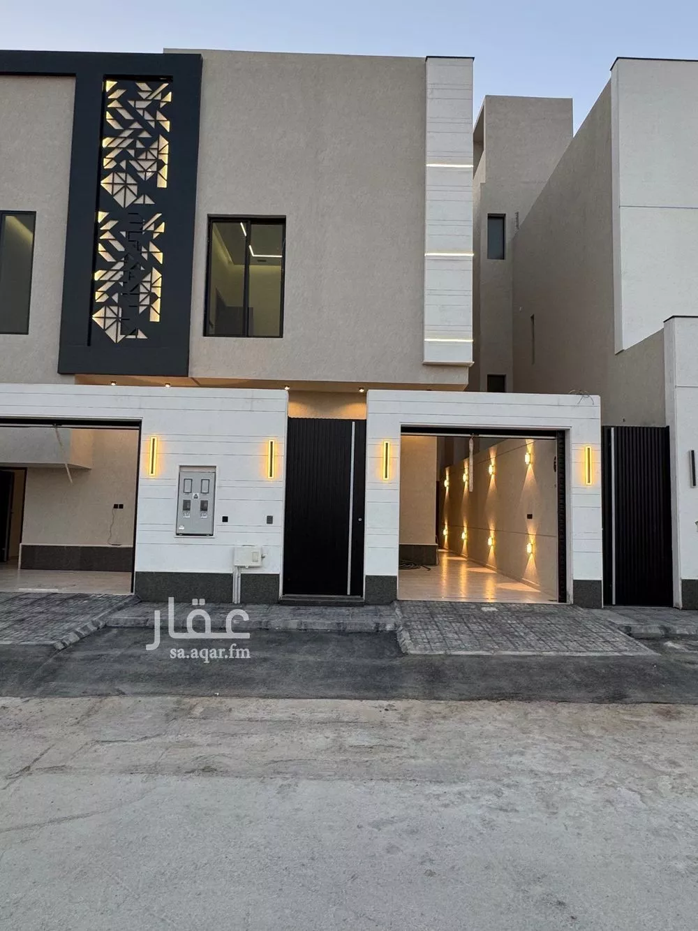 دور للبيع في شارع الشيخ عيسى بن سلمان ال خليفة, حي المعيزيلة, مدينة الرياض, منطقة الرياض 1 صورة