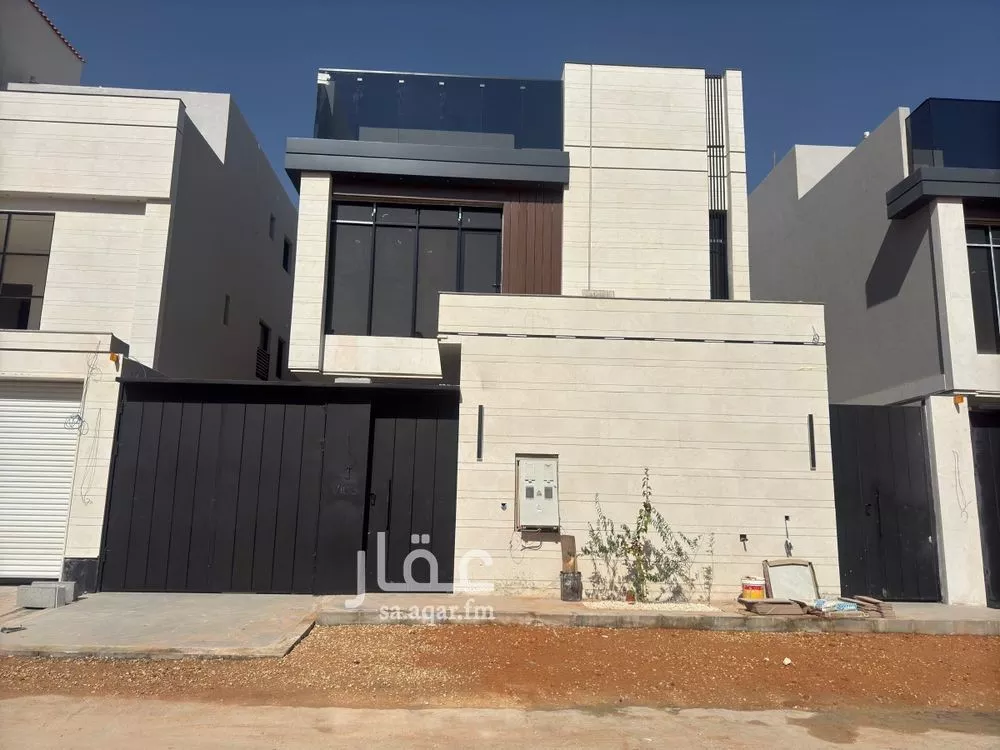 فيلا للبيع في شارع عبدالله بن ثعلبة, حي الرمال, مدينة الرياض, منطقة الرياض 1 صورة
