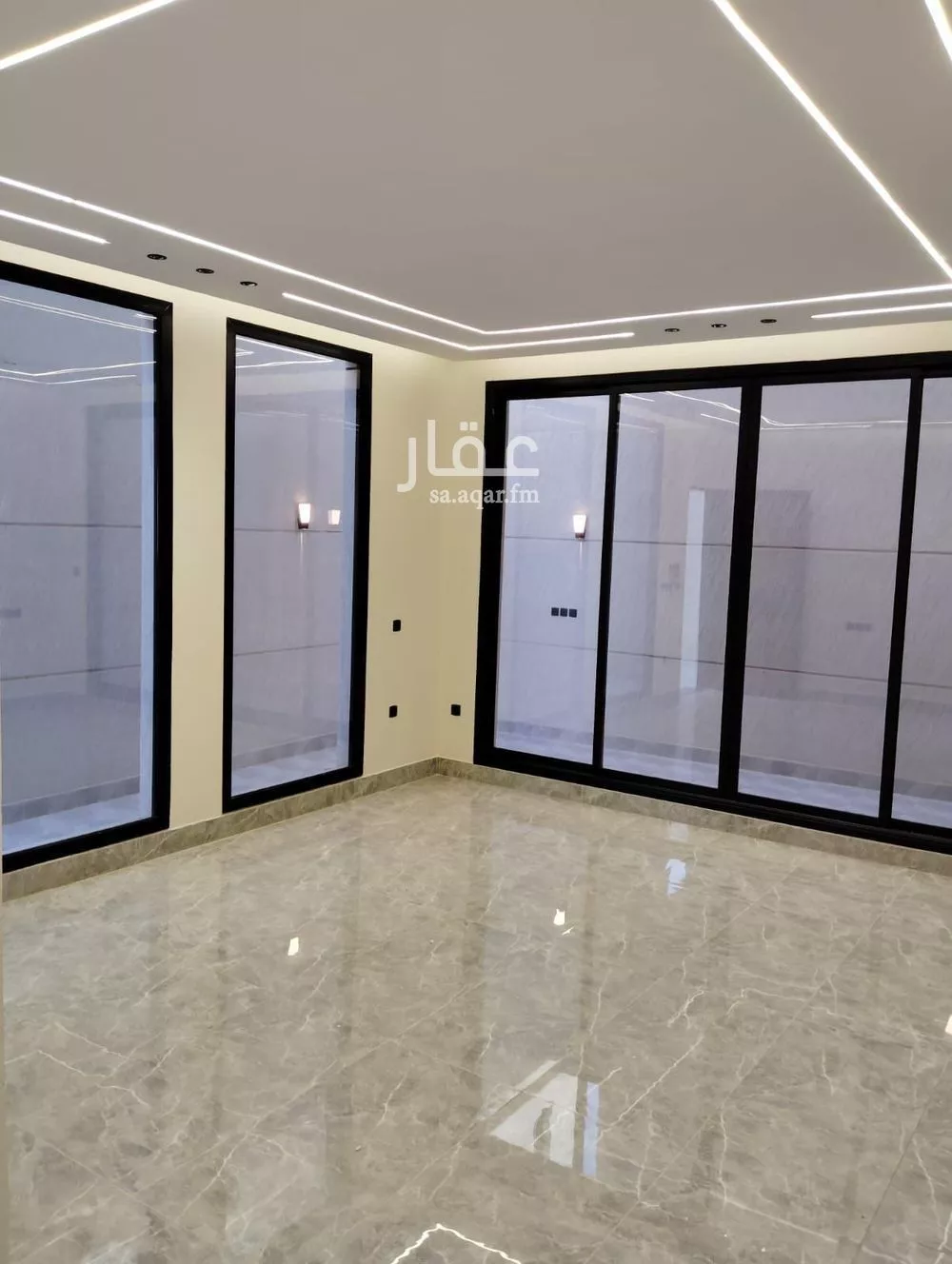 فيلا للبيع في شارع المؤتمن الساجي, حي العارض, مدينة الرياض, منطقة الرياض 1 صورة