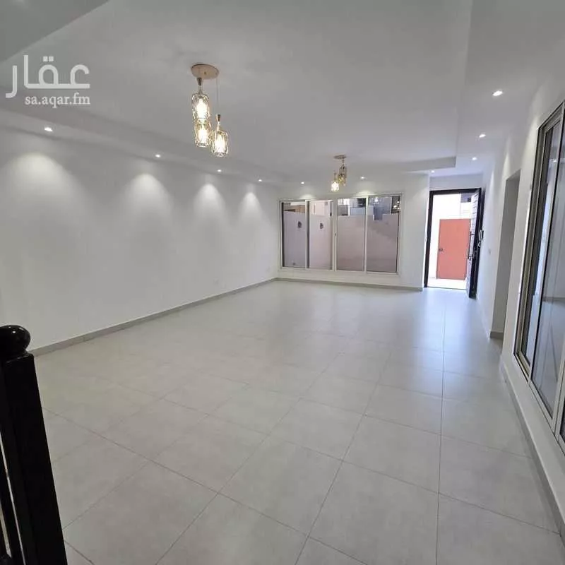 فيلا للإيجار في شارع الفلاح, حي الفلاح, مدينة جدة, منطقة مكة المكرمة 1 صورة