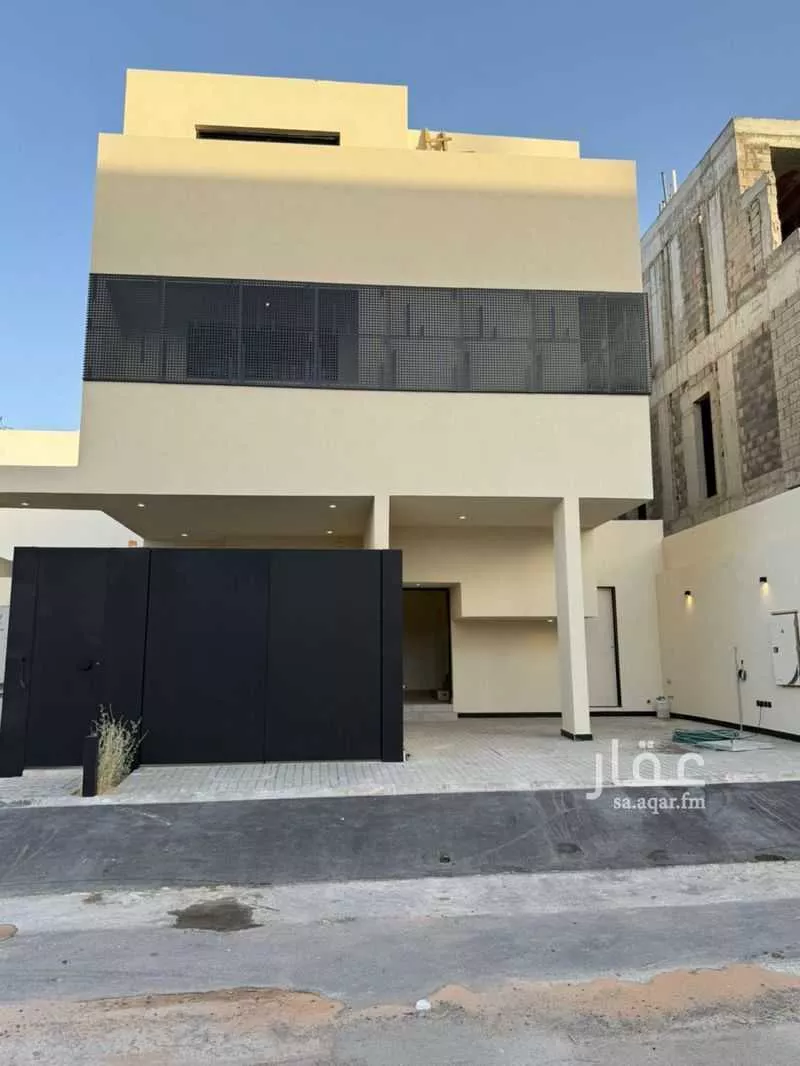 دور للبيع في شارع محمد بن عقاب, حي النرجس, مدينة الرياض, منطقة الرياض 1 صورة