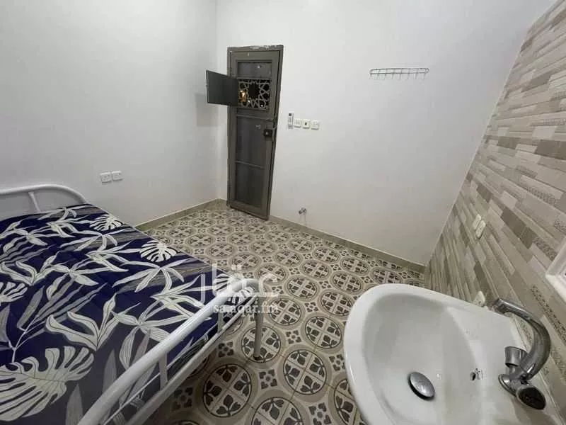 غرفة للإيجار في شارع يحيى البانياسي, حي المهدية, مدينة الرياض, منطقة الرياض 1 صورة
