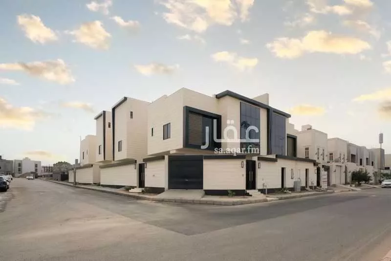 فيلا للبيع في شارع مسلم بن السائب ، حي مذينب ، المدينة المنورة ، منطقة المدينة المنورة 1 صورة