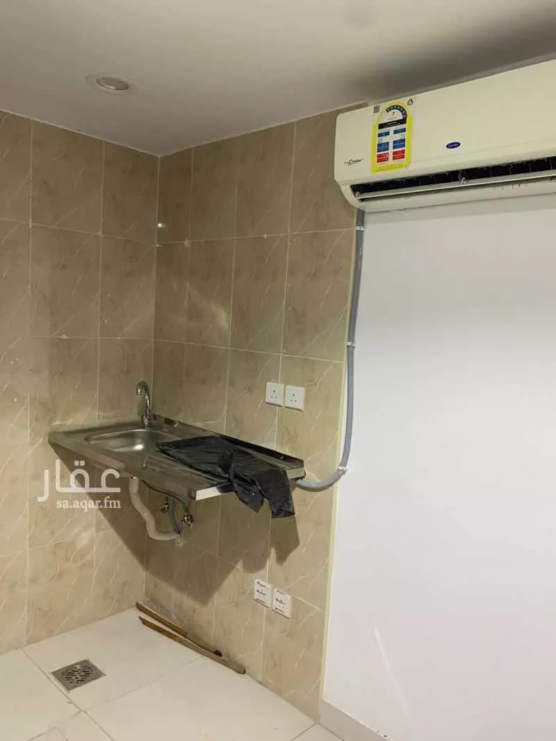 غرفة للإيجار في شارع الامير فيصل بن فهد, حي الشاطئ, مدينة جدة, منطقة مكة المكرمة 1 صورة