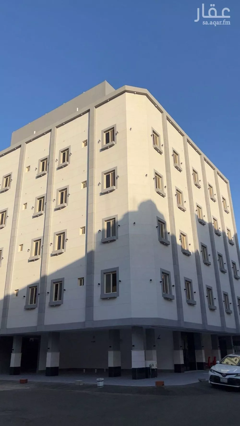 عمارة للبيع في شارع التوفيق, حي مشرفة, مدينة جدة, منطقة مكة المكرمة 1 صورة