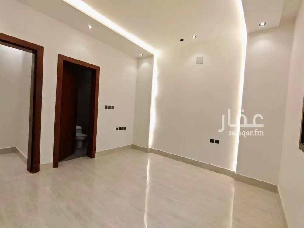 دور للبيع في شارع محمد بن عيسى العدني, حي الرمال, مدينة الرياض, منطقة الرياض 1 صورة