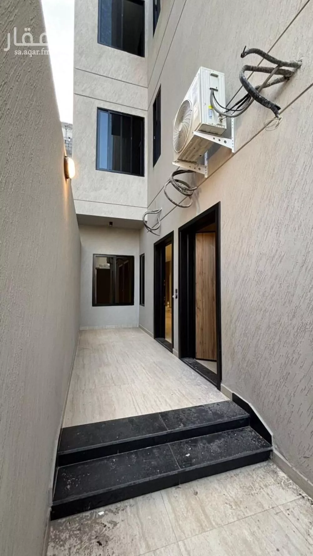 شقة للبيع في شارع ابن البرادعي, حي المبعوث, مدينة المدينه المنوره, منطقة المدينة المنورة 1 صورة