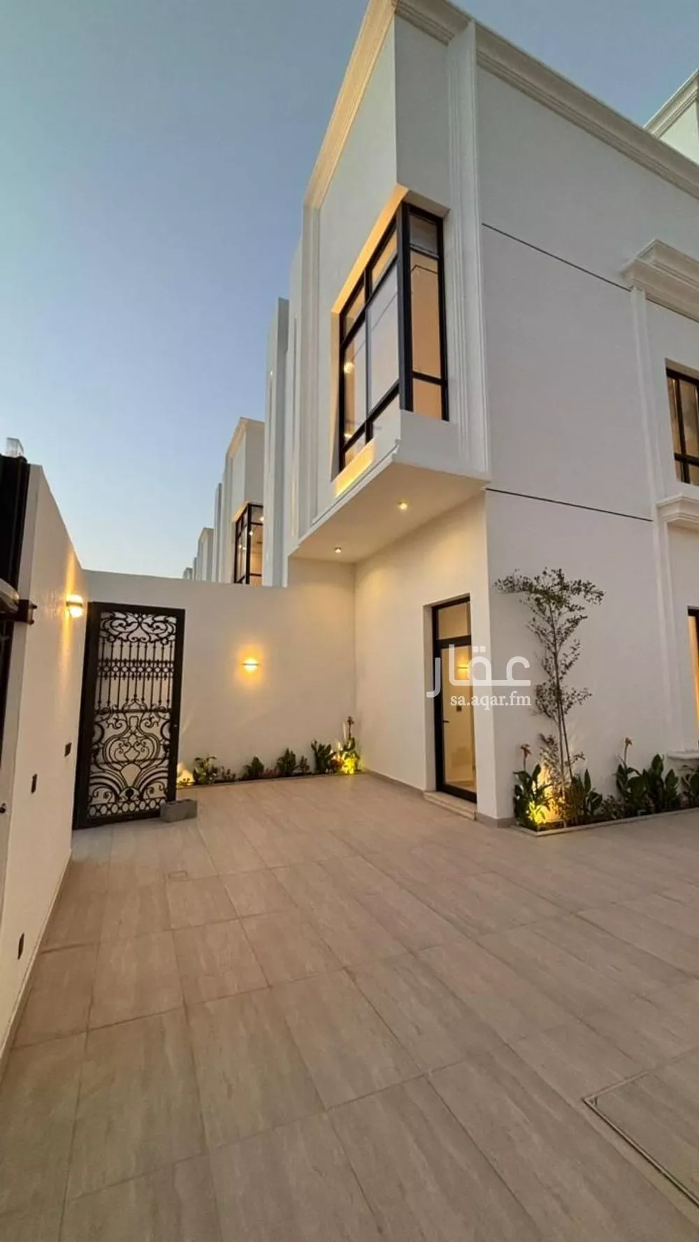 فيلا للبيع في شارع حجاج ابن عامر, حي وادي مذينب, مدينة المدينة المنورة, منطقة المدينة المنورة 1 صورة