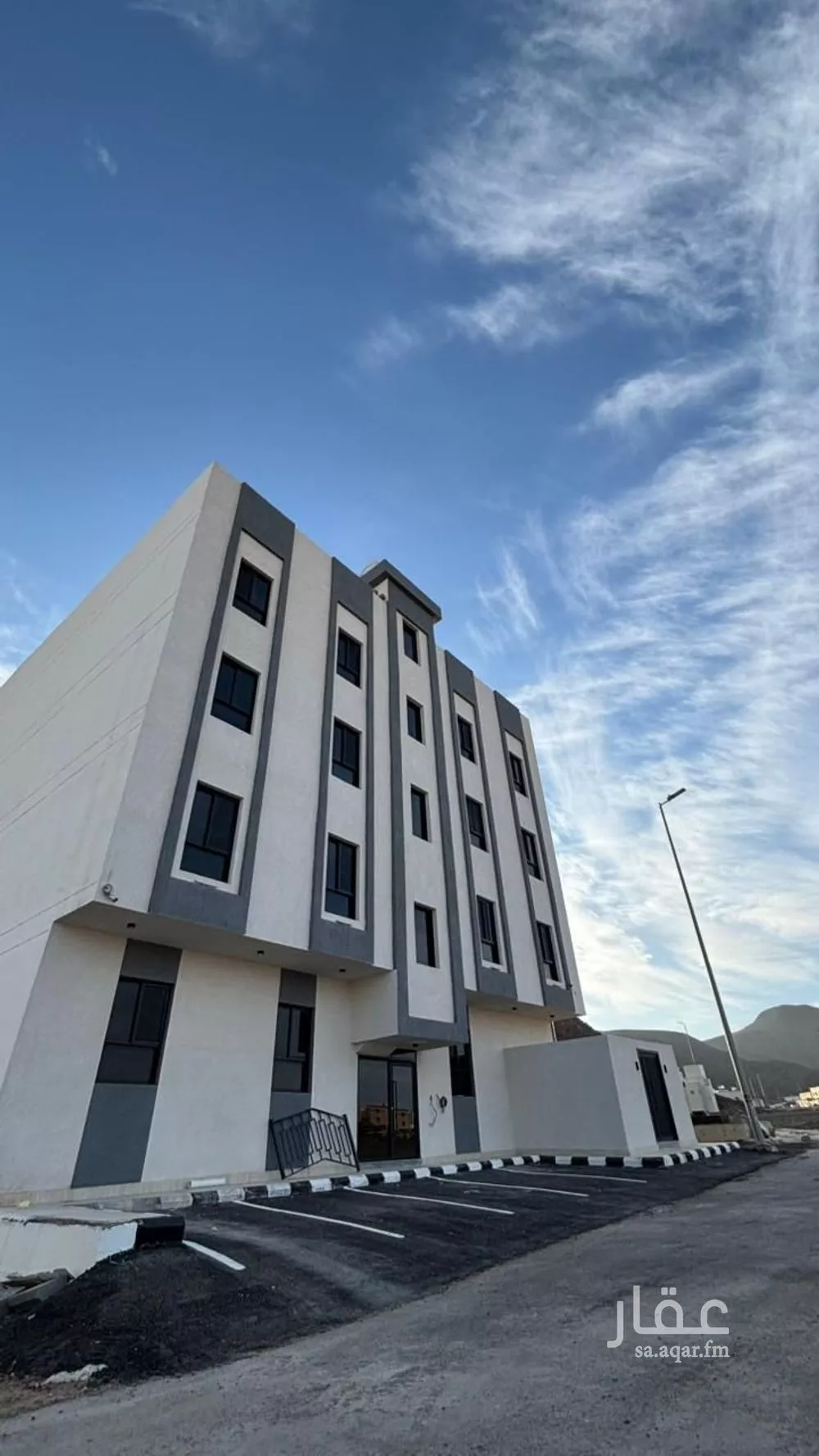 شقة للبيع في شارع الحصين ابن الحارث القرشي, حي العزيزية, مدينة المدينة المنورة, منطقة المدينة المنورة 1 صورة