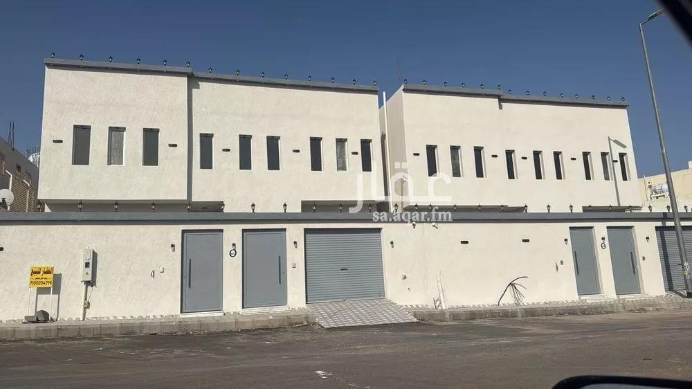 دور للبيع في شارع محمد بن احمد بن علي التوزري, حي أبوكبير, مدينة المدينة المنورة, منطقة المدينة المنورة 1 صورة