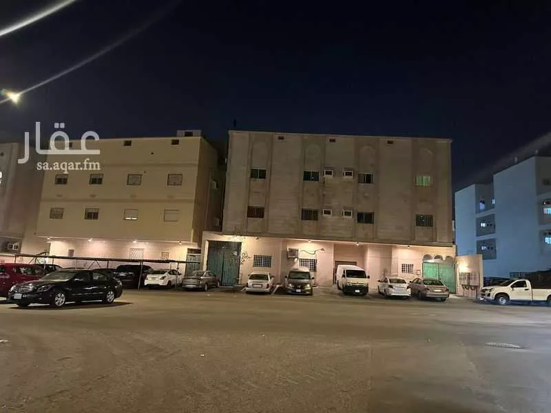 عمارة للبيع في شارع محمد الكارزيني, حي بطحاء قريش, مدينة مكه المكرمه, منطقة مكة المكرمة 1 صورة